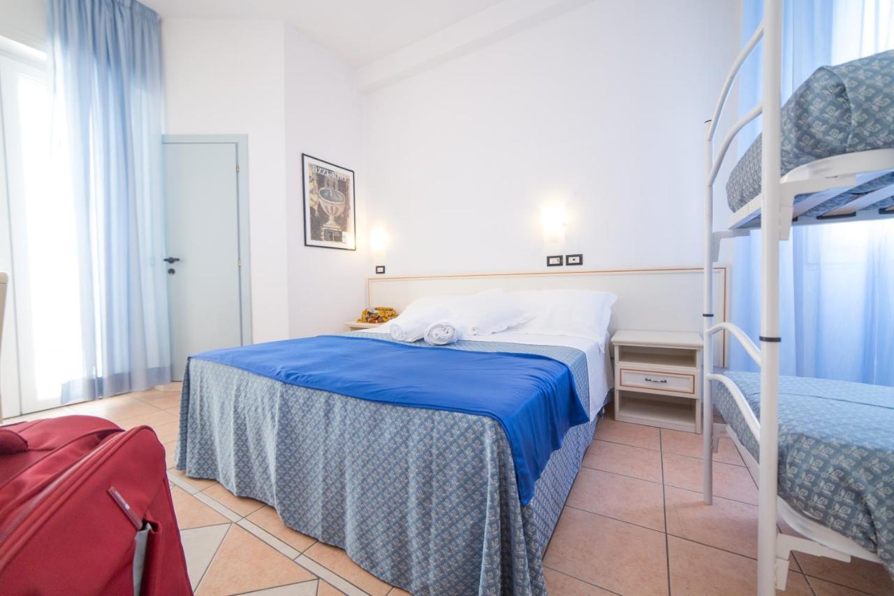 Hotel Elite Cattolica Exterior photo