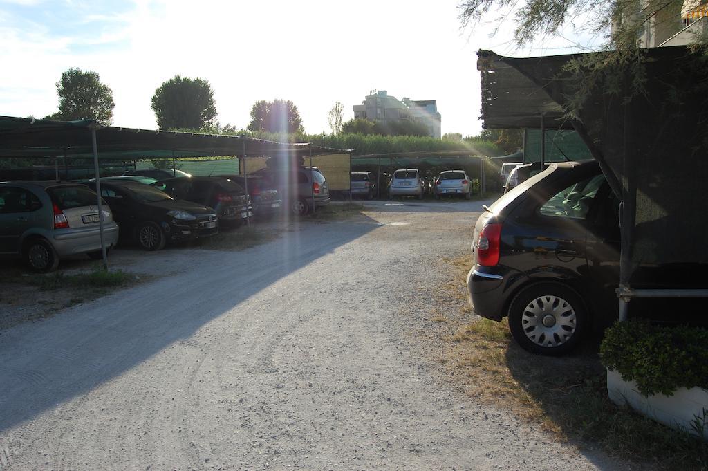 Hotel Elite Cattolica Exterior photo